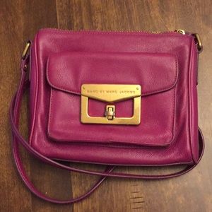 Marc Jacobs magenta pink crossbody bag
